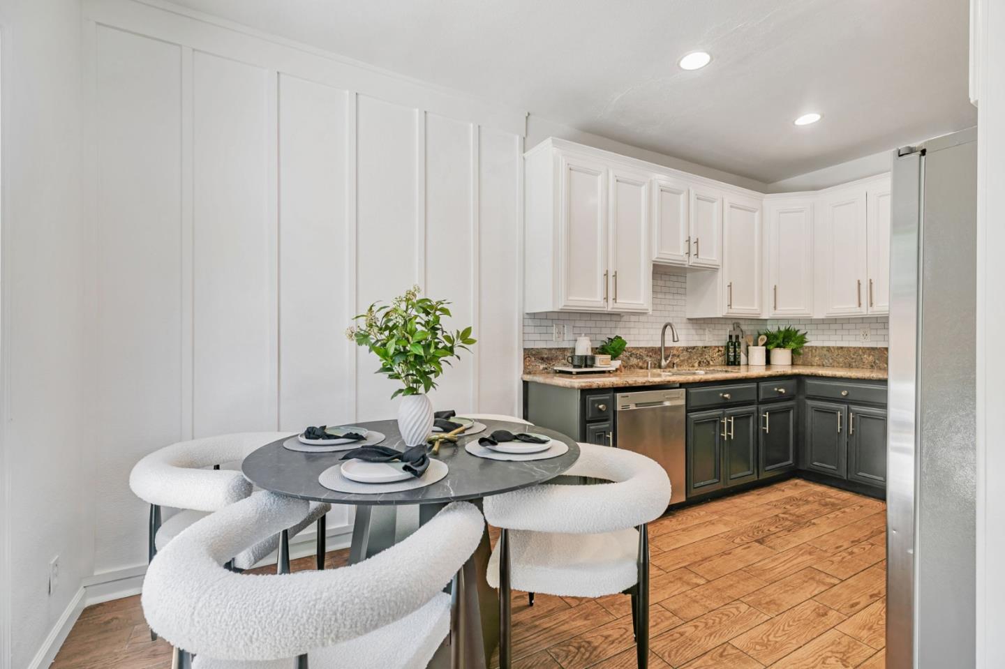 Detail Gallery Image 12 of 34 For 17715 Calle Hermosa, Morgan Hill,  CA 95037 - 3 Beds | 2/1 Baths