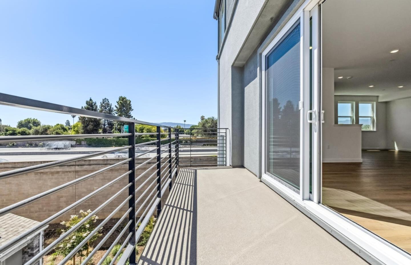 Detail Gallery Image 37 of 72 For 818 Redberry Way, San Jose,  CA 95117 - 3 Beds | 3 Baths