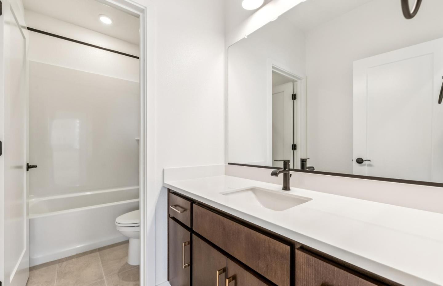 Detail Gallery Image 56 of 72 For 818 Redberry Way, San Jose,  CA 95117 - 3 Beds | 3 Baths