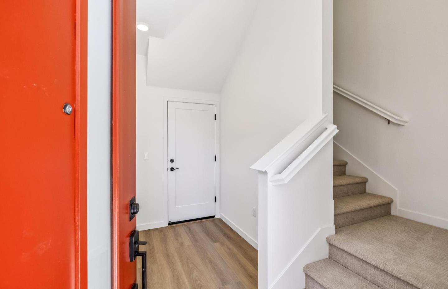 Detail Gallery Image 8 of 72 For 818 Redberry Way, San Jose,  CA 95117 - 3 Beds | 3 Baths