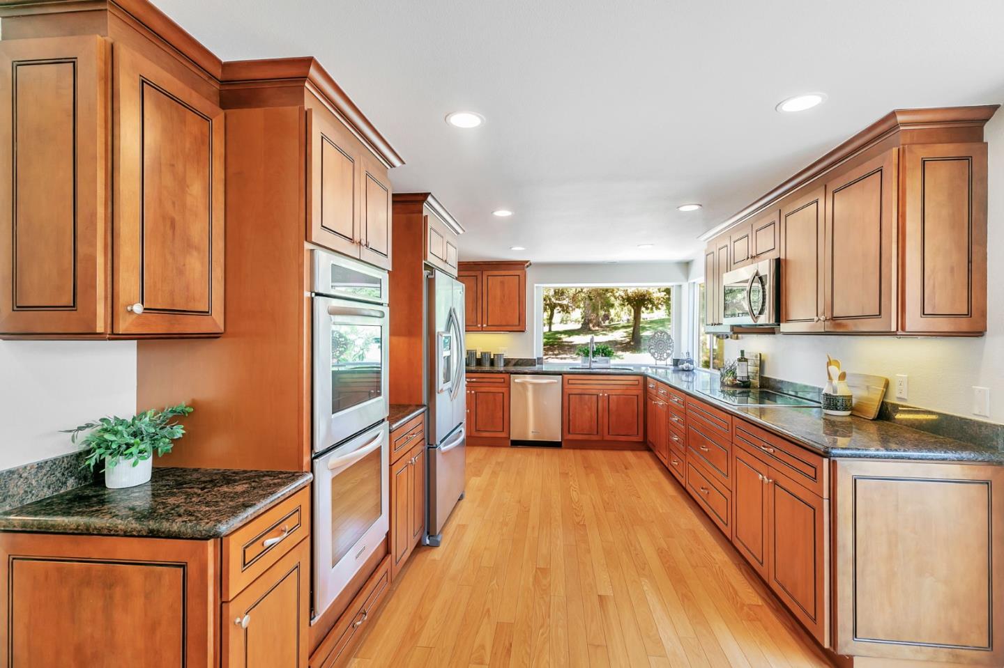 Detail Gallery Image 15 of 70 For 8315 Chianti Ct, San Jose,  CA 95135 - 3 Beds | 2/1 Baths