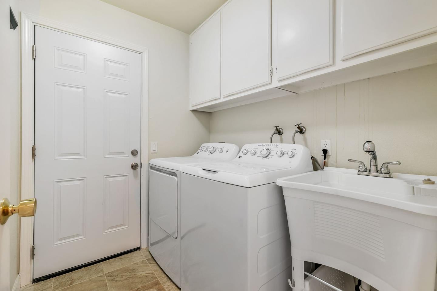 Detail Gallery Image 22 of 70 For 8315 Chianti Ct, San Jose,  CA 95135 - 3 Beds | 2/1 Baths