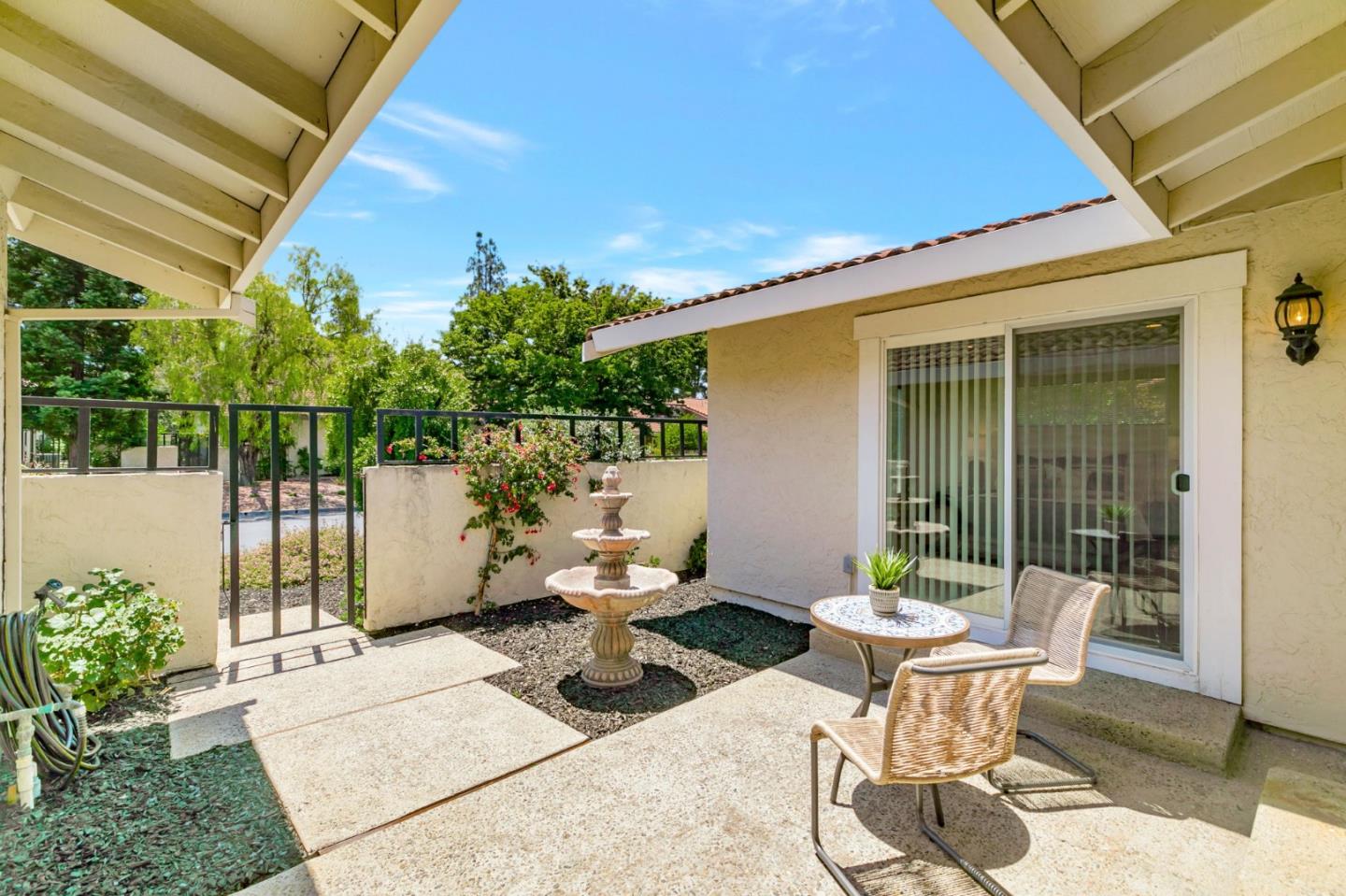 Detail Gallery Image 3 of 70 For 8315 Chianti Ct, San Jose,  CA 95135 - 3 Beds | 2/1 Baths