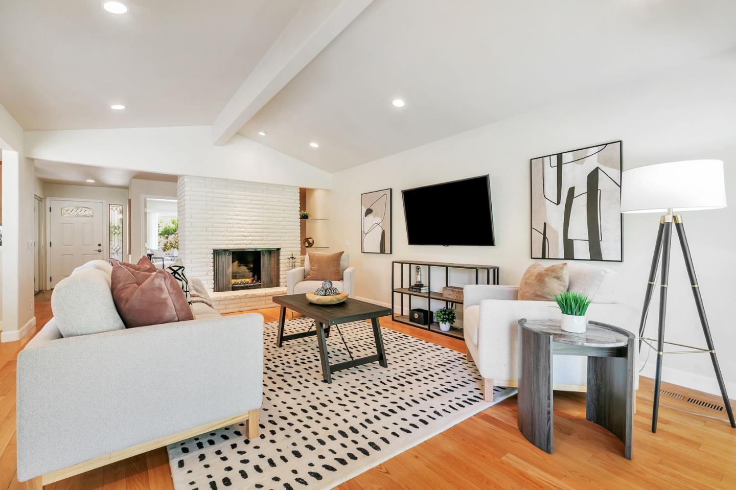 Detail Gallery Image 8 of 70 For 8315 Chianti Ct, San Jose,  CA 95135 - 3 Beds | 2/1 Baths