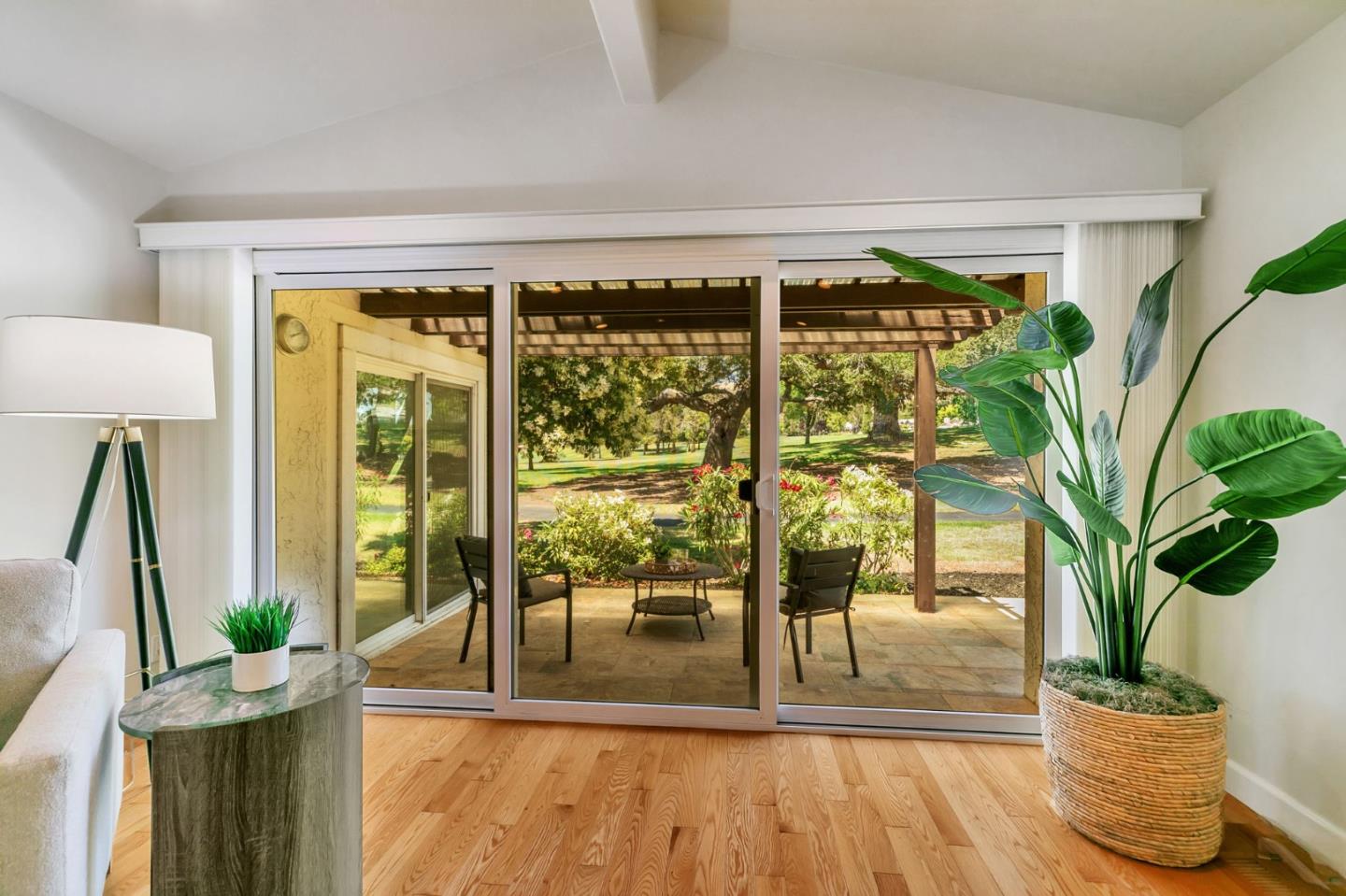 Detail Gallery Image 9 of 70 For 8315 Chianti Ct, San Jose,  CA 95135 - 3 Beds | 2/1 Baths