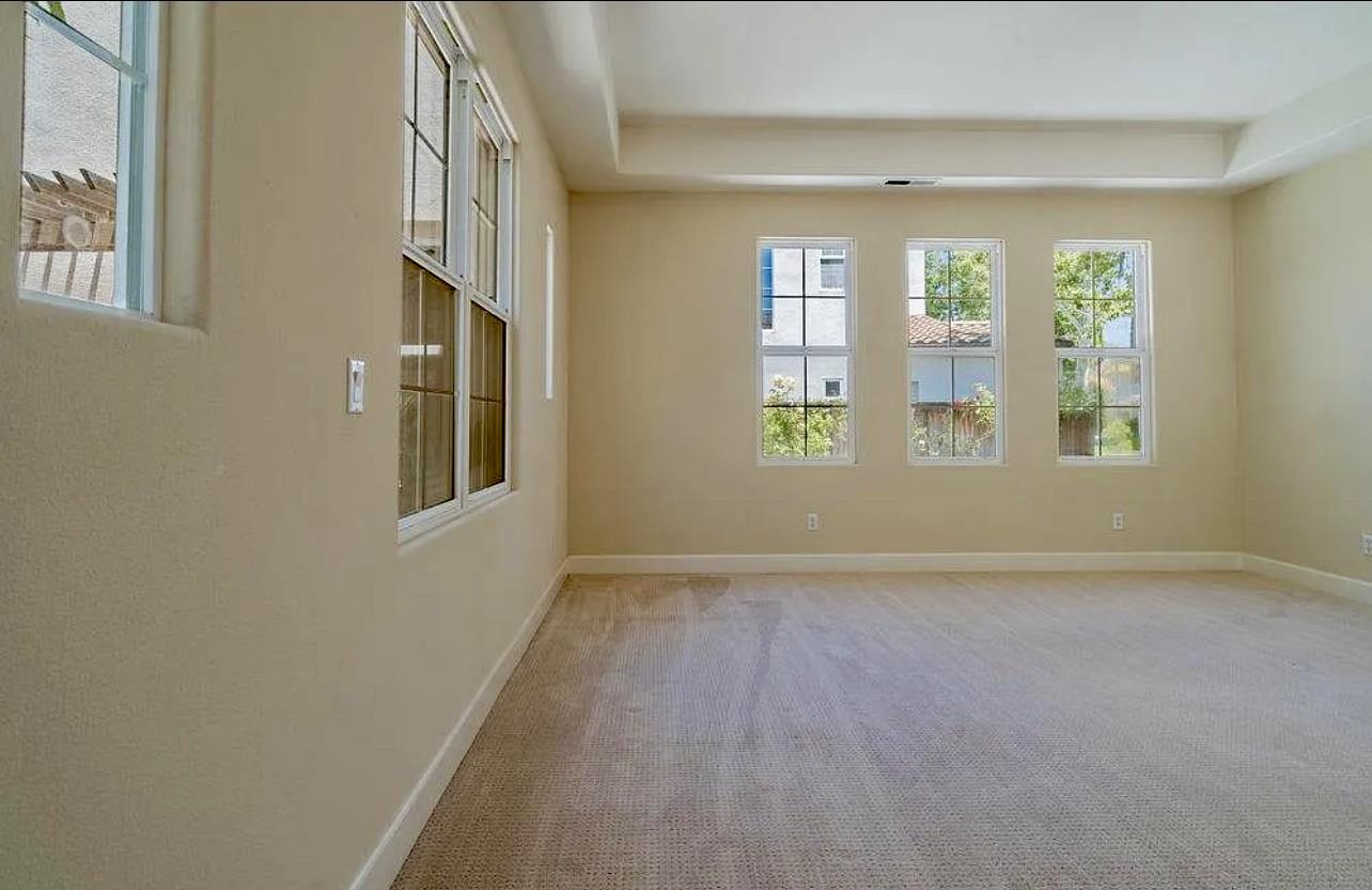 Detail Gallery Image 15 of 77 For 2520 Club Dr, Gilroy,  CA 95020 - 5 Beds | 2 Baths