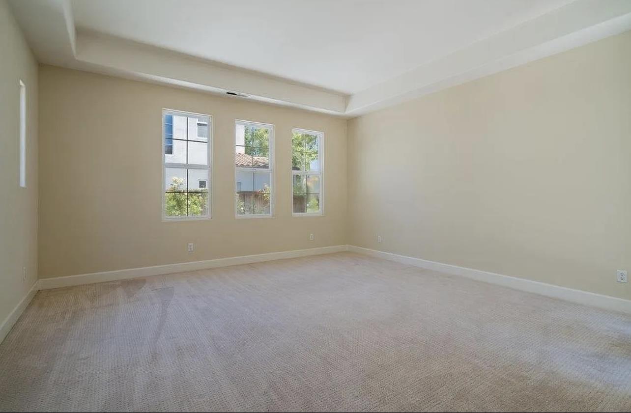 Detail Gallery Image 16 of 77 For 2520 Club Dr, Gilroy,  CA 95020 - 5 Beds | 2 Baths
