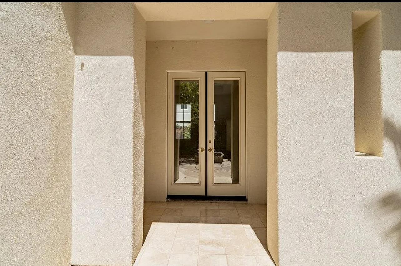 Detail Gallery Image 7 of 77 For 2520 Club Dr, Gilroy,  CA 95020 - 5 Beds | 2 Baths
