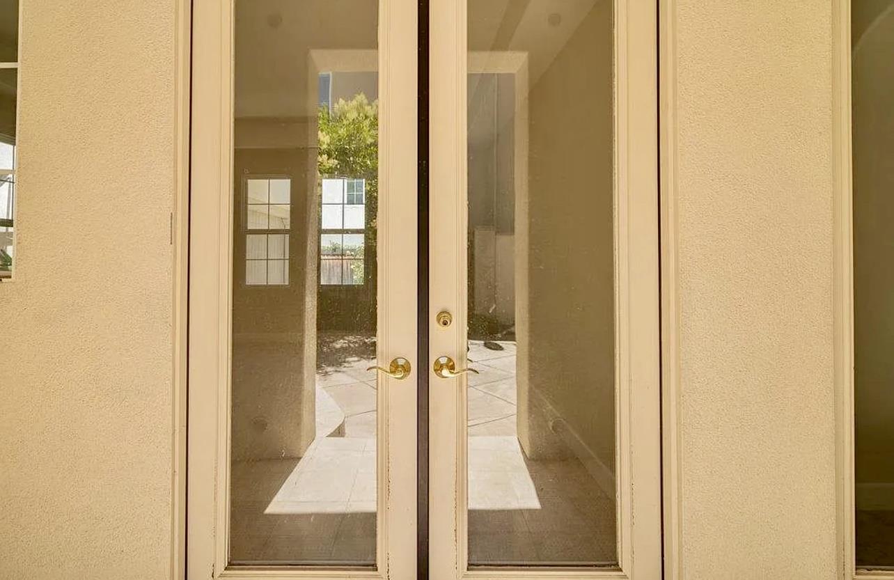 Detail Gallery Image 8 of 77 For 2520 Club Dr, Gilroy,  CA 95020 - 5 Beds | 2 Baths