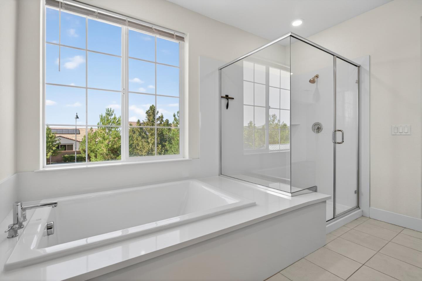 Detail Gallery Image 48 of 72 For 6640 Silverleaf Ct, Tracy,  CA 95377 - 5 Beds | 3/1 Baths