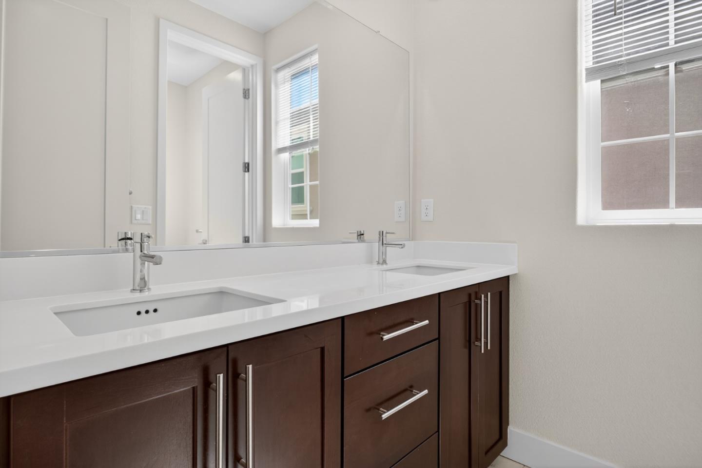 Detail Gallery Image 61 of 72 For 6640 Silverleaf Ct, Tracy,  CA 95377 - 5 Beds | 3/1 Baths
