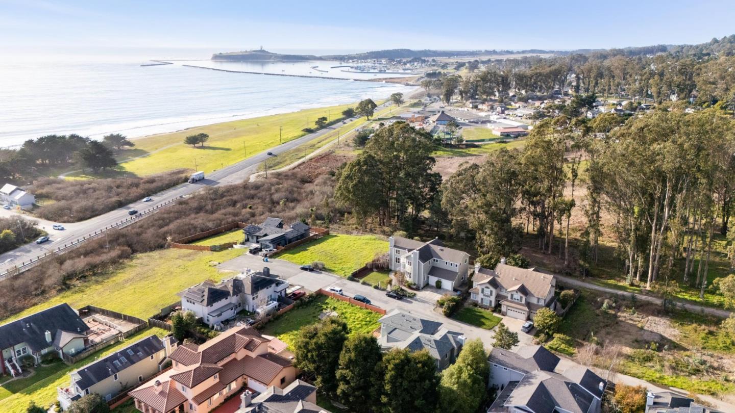 Detail Gallery Image 1 of 6 For 0 Magellan Ave, Half Moon Bay,  CA 94019 - – Beds | – Baths
