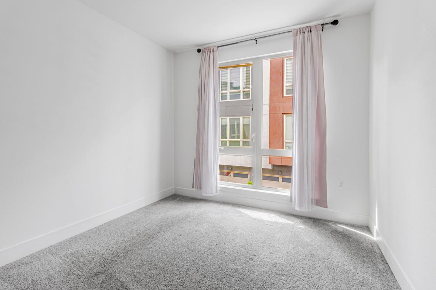 Detail Gallery Image 21 of 37 For 380 Riesling Ave #21,  Milpitas,  CA 95035 - 3 Beds | 2/1 Baths