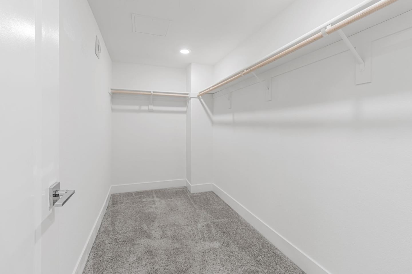 Detail Gallery Image 27 of 37 For 380 Riesling Ave #21,  Milpitas,  CA 95035 - 3 Beds | 2/1 Baths