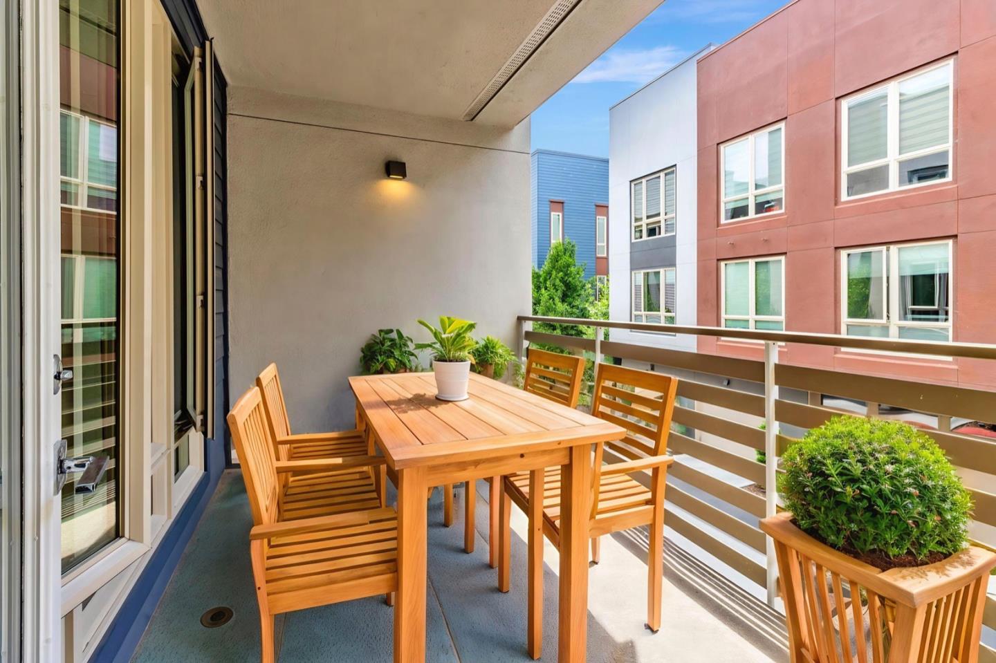 Detail Gallery Image 33 of 37 For 380 Riesling Ave #21,  Milpitas,  CA 95035 - 3 Beds | 2/1 Baths