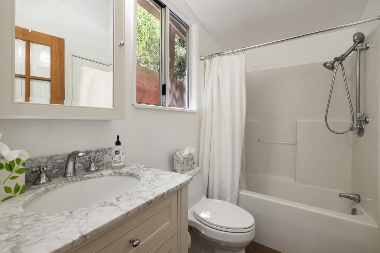 Detail Gallery Image 22 of 51 For 233 Acorn Dr, Boulder Creek,  CA 95006 - 3 Beds | 3 Baths
