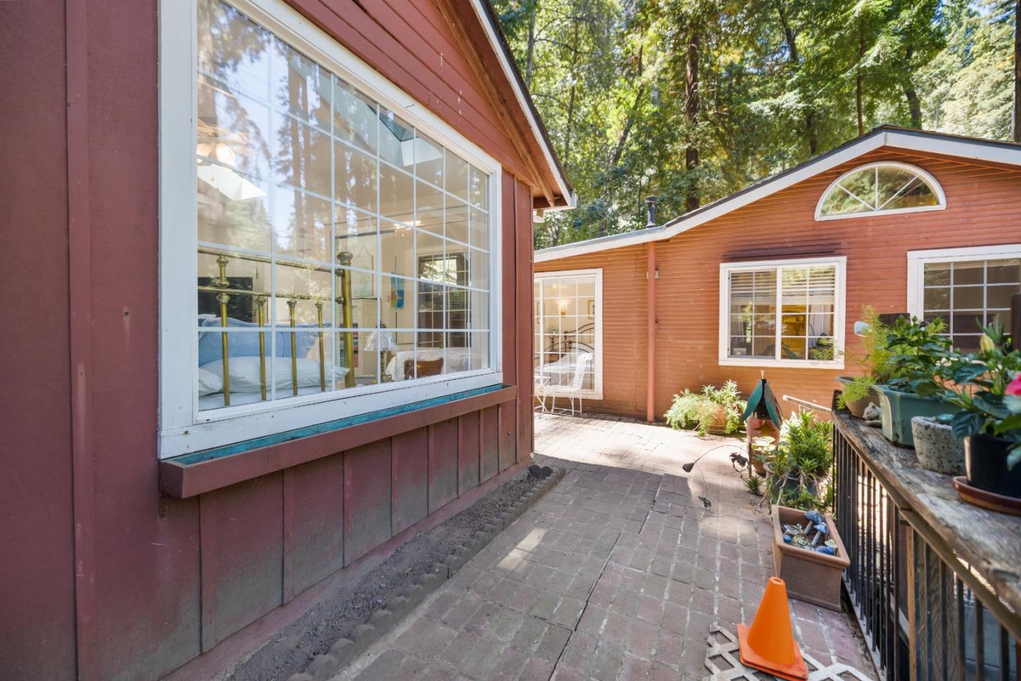 Detail Gallery Image 33 of 51 For 233 Acorn Dr, Boulder Creek,  CA 95006 - 3 Beds | 3 Baths