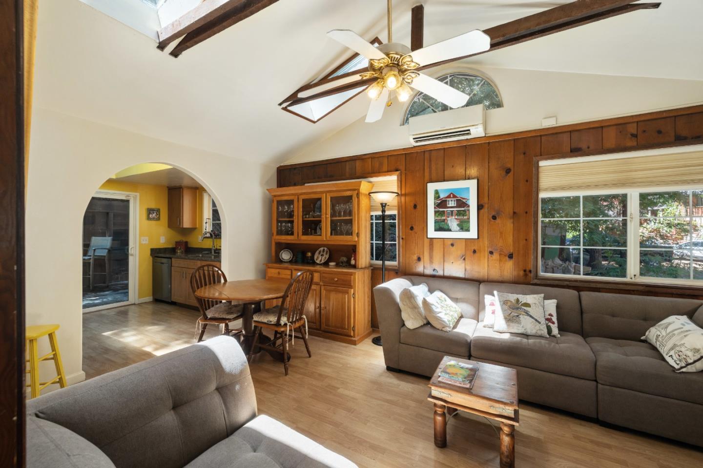 Detail Gallery Image 4 of 51 For 233 Acorn Dr, Boulder Creek,  CA 95006 - 3 Beds | 3 Baths