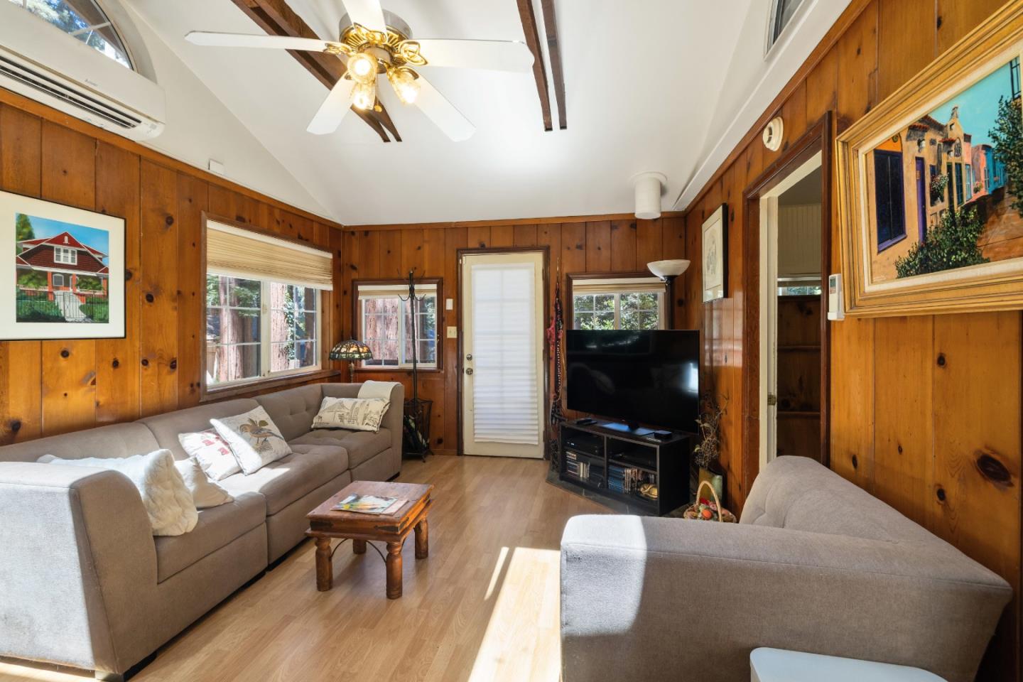 Detail Gallery Image 5 of 51 For 233 Acorn Dr, Boulder Creek,  CA 95006 - 3 Beds | 3 Baths