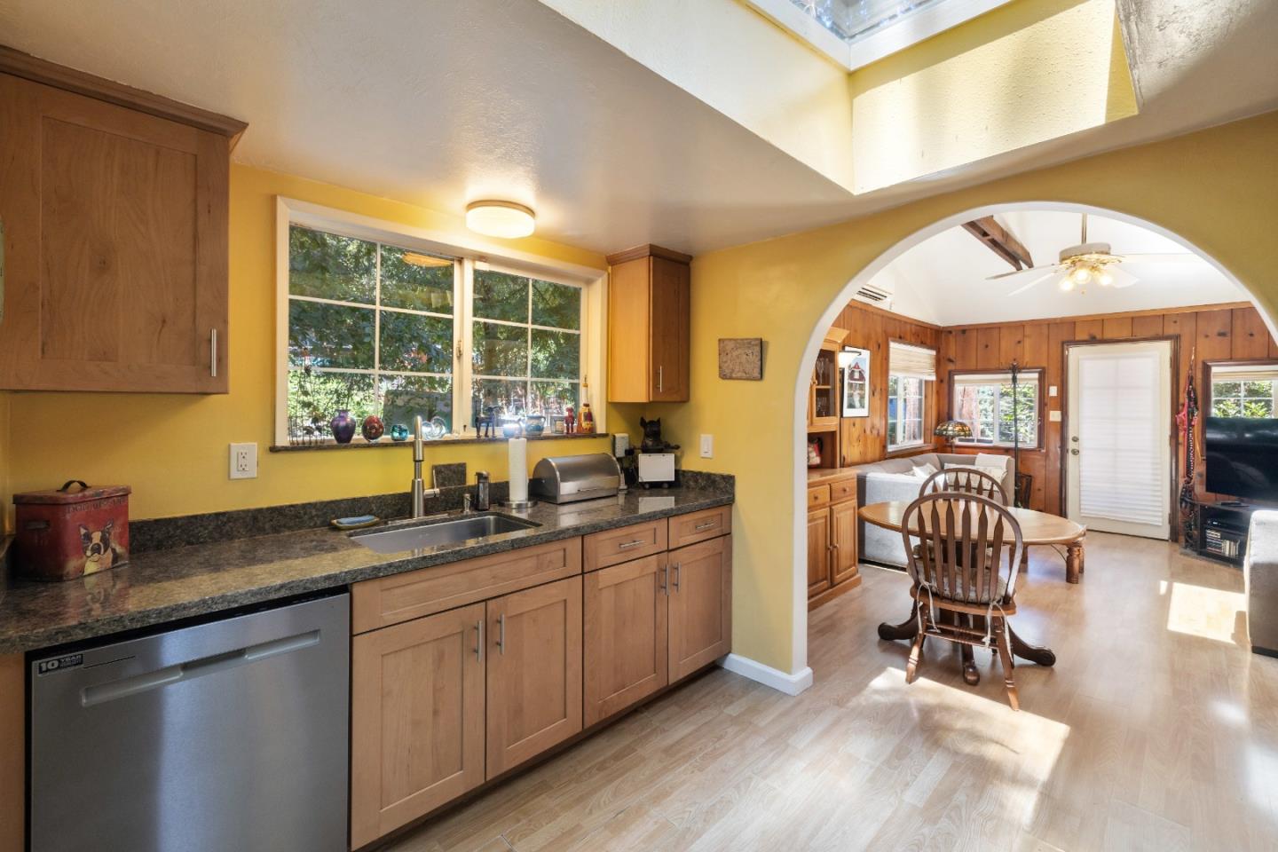 Detail Gallery Image 7 of 51 For 233 Acorn Dr, Boulder Creek,  CA 95006 - 3 Beds | 3 Baths