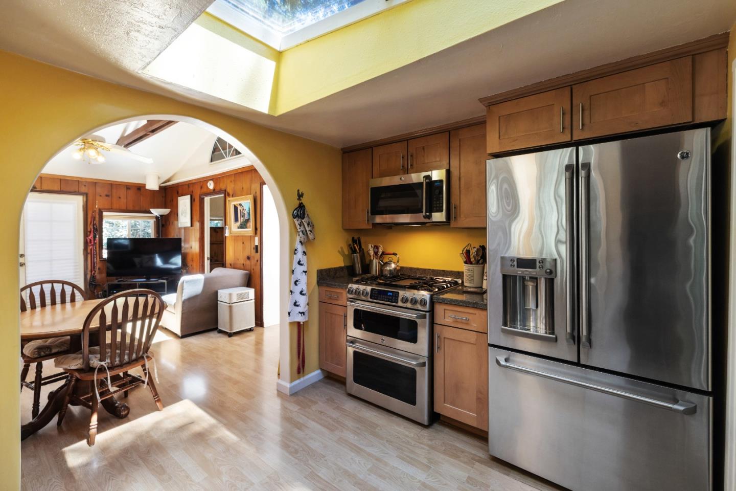 Detail Gallery Image 8 of 51 For 233 Acorn Dr, Boulder Creek,  CA 95006 - 3 Beds | 3 Baths