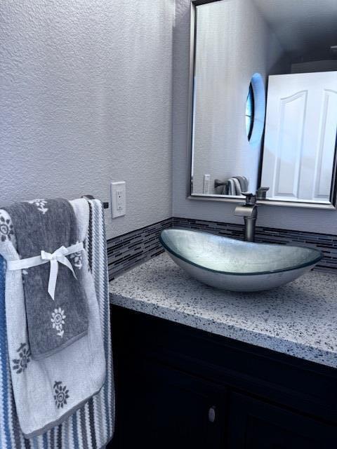 Detail Gallery Image 17 of 21 For 223 Shelley Ave, Campbell,  CA 95008 - 3 Beds | 2/1 Baths
