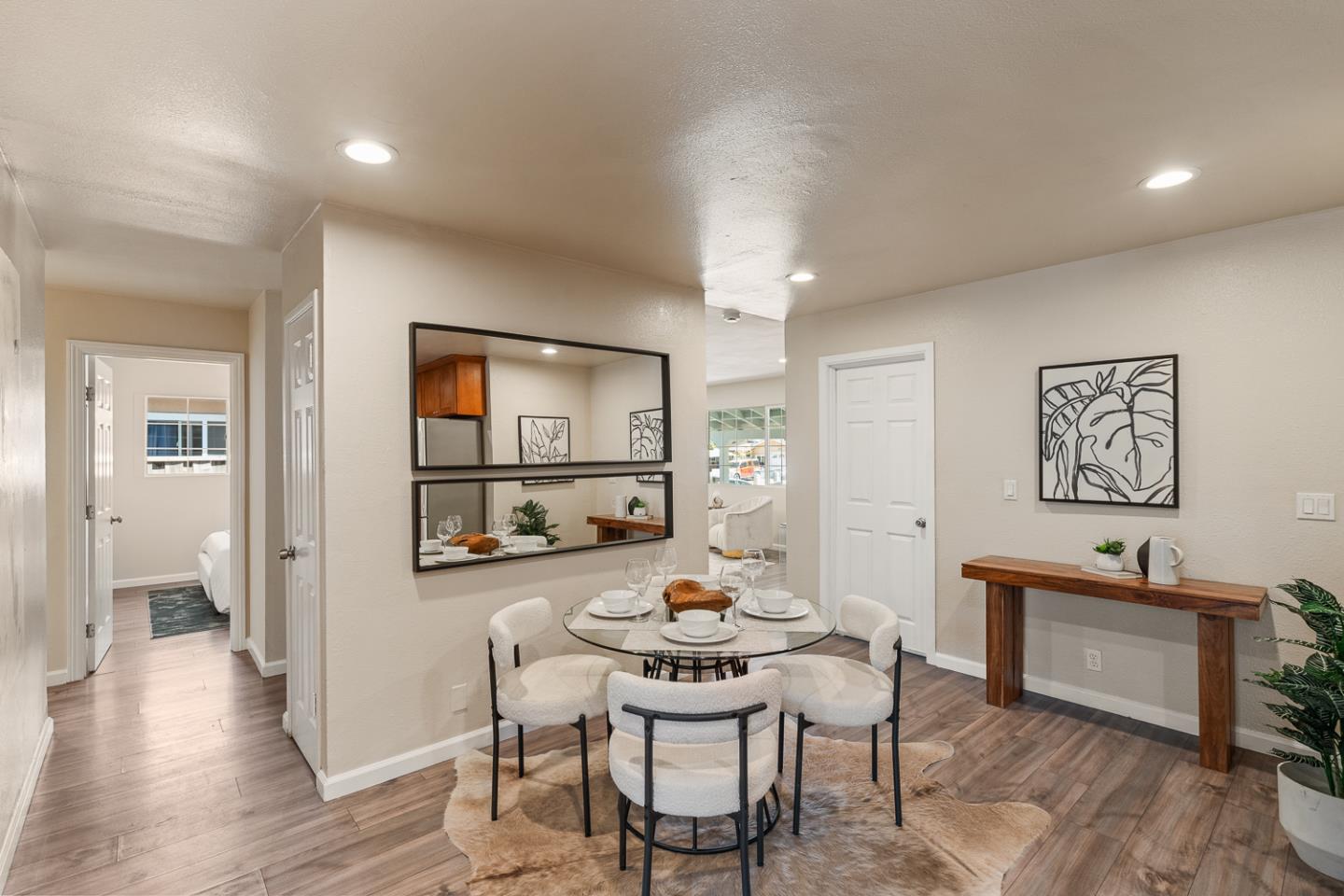 Detail Gallery Image 10 of 33 For 3535 Pitcairn Way, San Jose,  CA 95111 - 4 Beds | 2 Baths