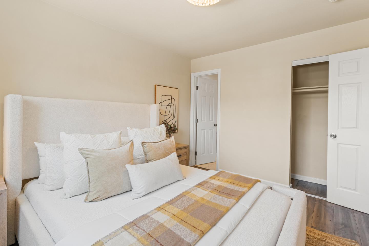 Detail Gallery Image 21 of 33 For 3535 Pitcairn Way, San Jose,  CA 95111 - 4 Beds | 2 Baths
