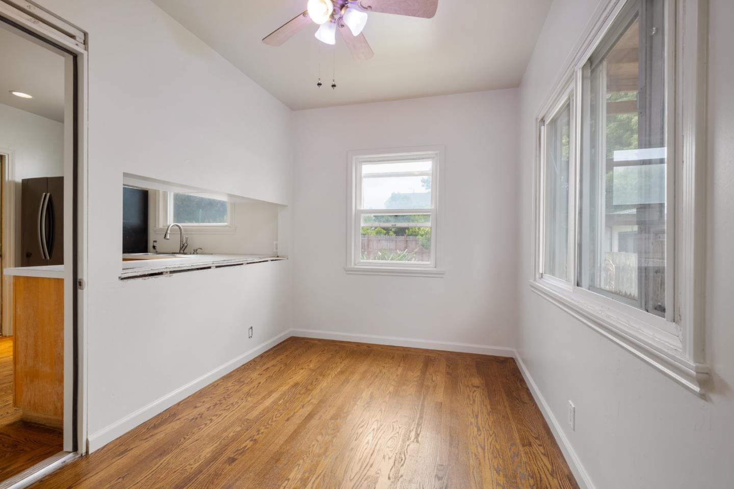 Detail Gallery Image 15 of 40 For 852 Hensley Ave, San Bruno,  CA 94066 - 3 Beds | 1 Baths