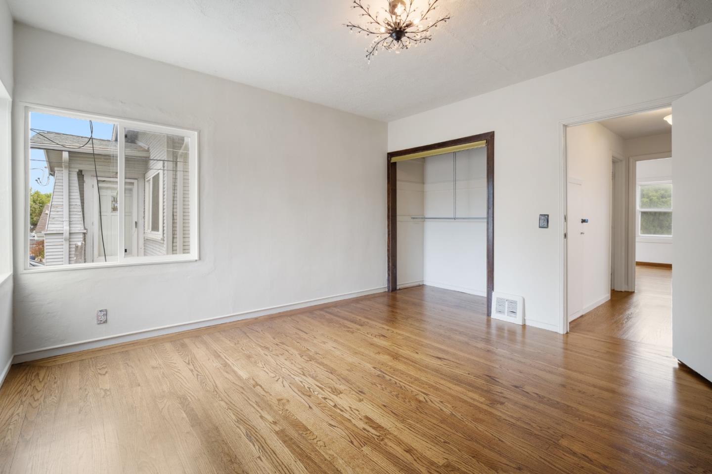 Detail Gallery Image 22 of 40 For 852 Hensley Ave, San Bruno,  CA 94066 - 3 Beds | 1 Baths