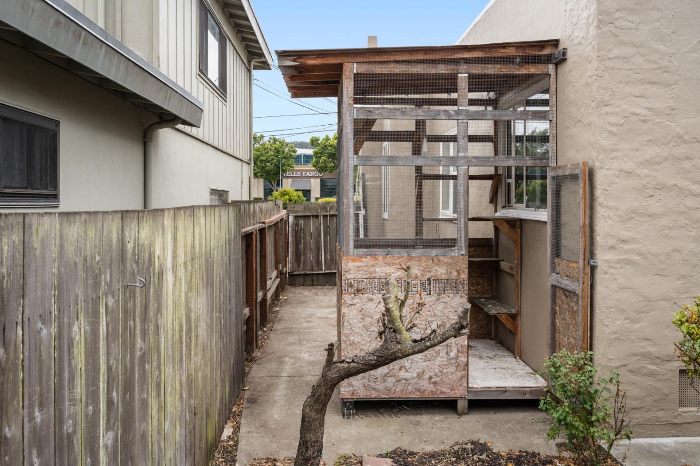 Detail Gallery Image 29 of 40 For 852 Hensley Ave, San Bruno,  CA 94066 - 3 Beds | 1 Baths