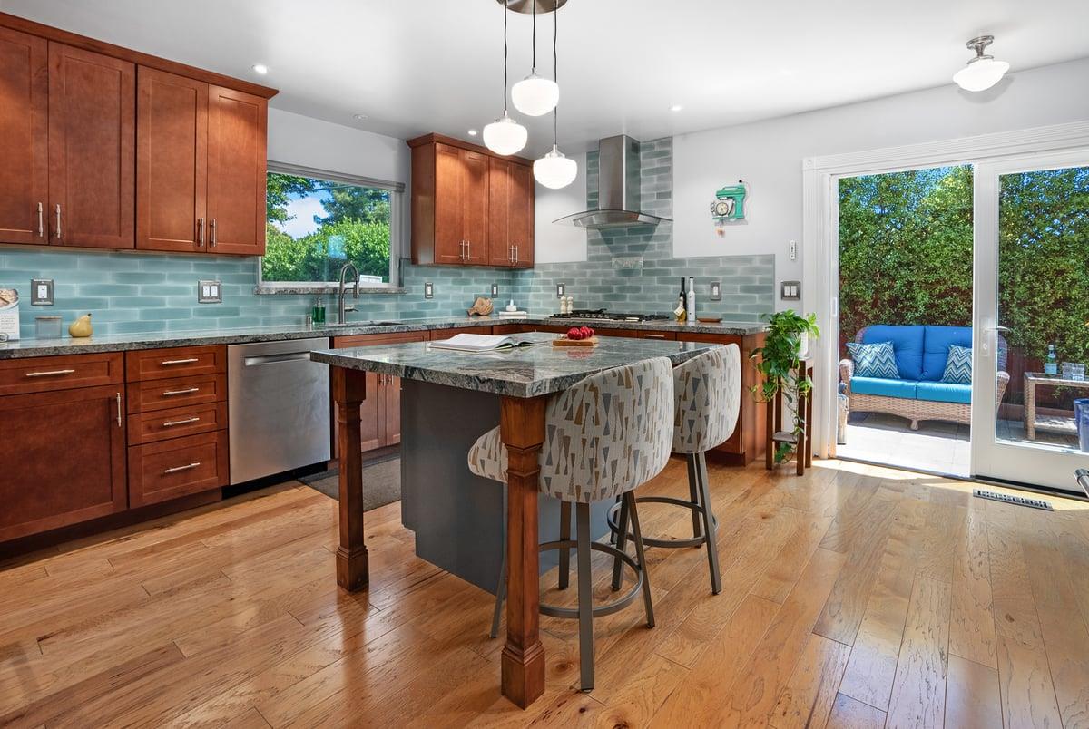 Detail Gallery Image 15 of 33 For 4214 Gull Cove Way, Capitola,  CA 95010 - 2 Beds | 2 Baths