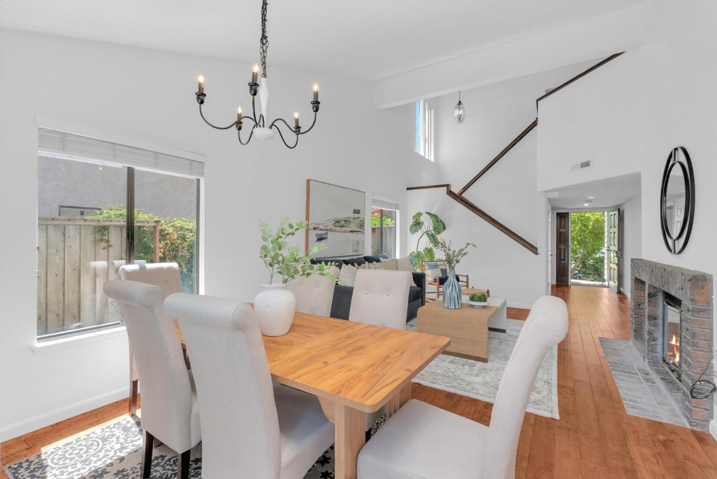 Detail Gallery Image 10 of 49 For 6031 Peppertree Ct, Newark,  CA 94560 - 4 Beds | 2/1 Baths