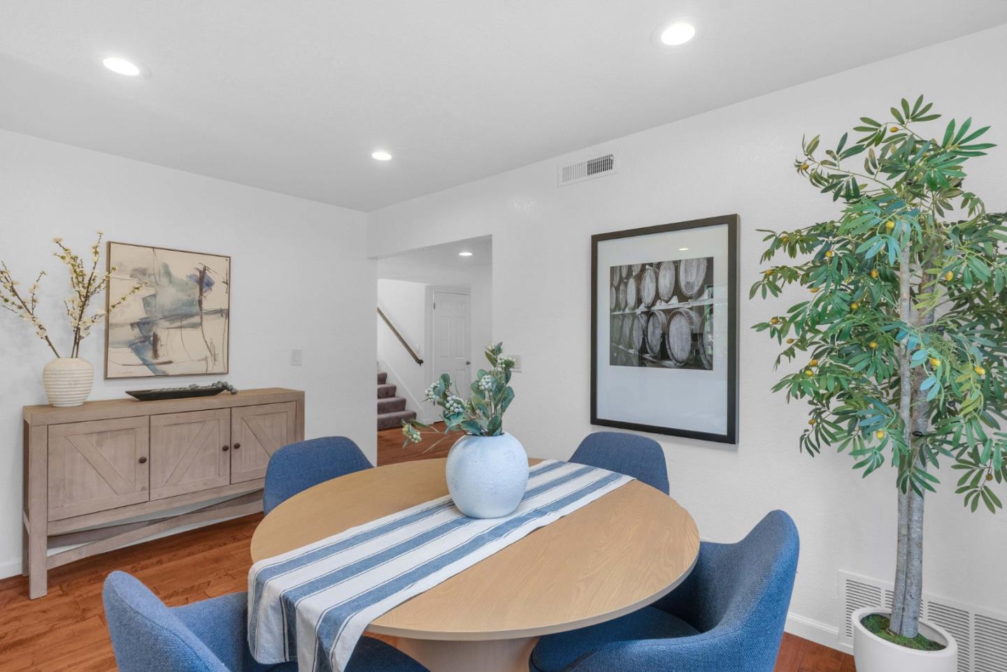 Detail Gallery Image 18 of 49 For 6031 Peppertree Ct, Newark,  CA 94560 - 4 Beds | 2/1 Baths