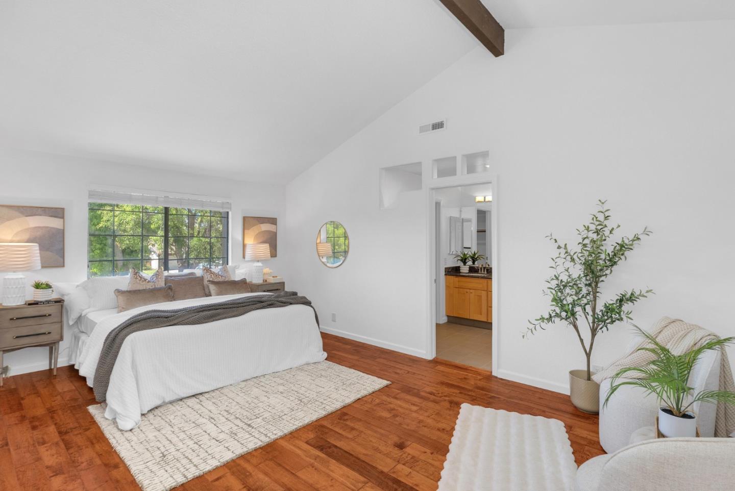 Detail Gallery Image 20 of 49 For 6031 Peppertree Ct, Newark,  CA 94560 - 4 Beds | 2/1 Baths
