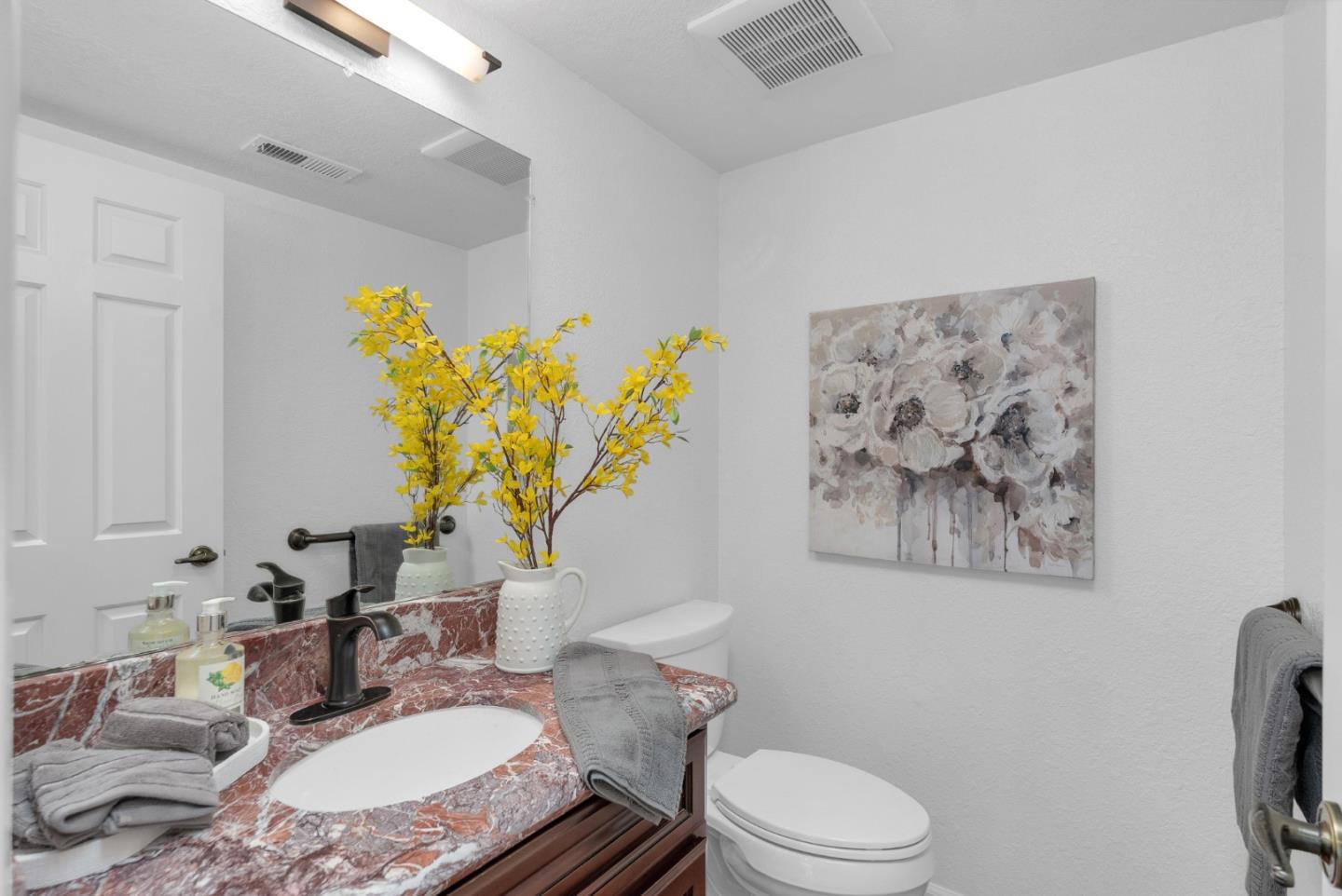 Detail Gallery Image 33 of 49 For 6031 Peppertree Ct, Newark,  CA 94560 - 4 Beds | 2/1 Baths