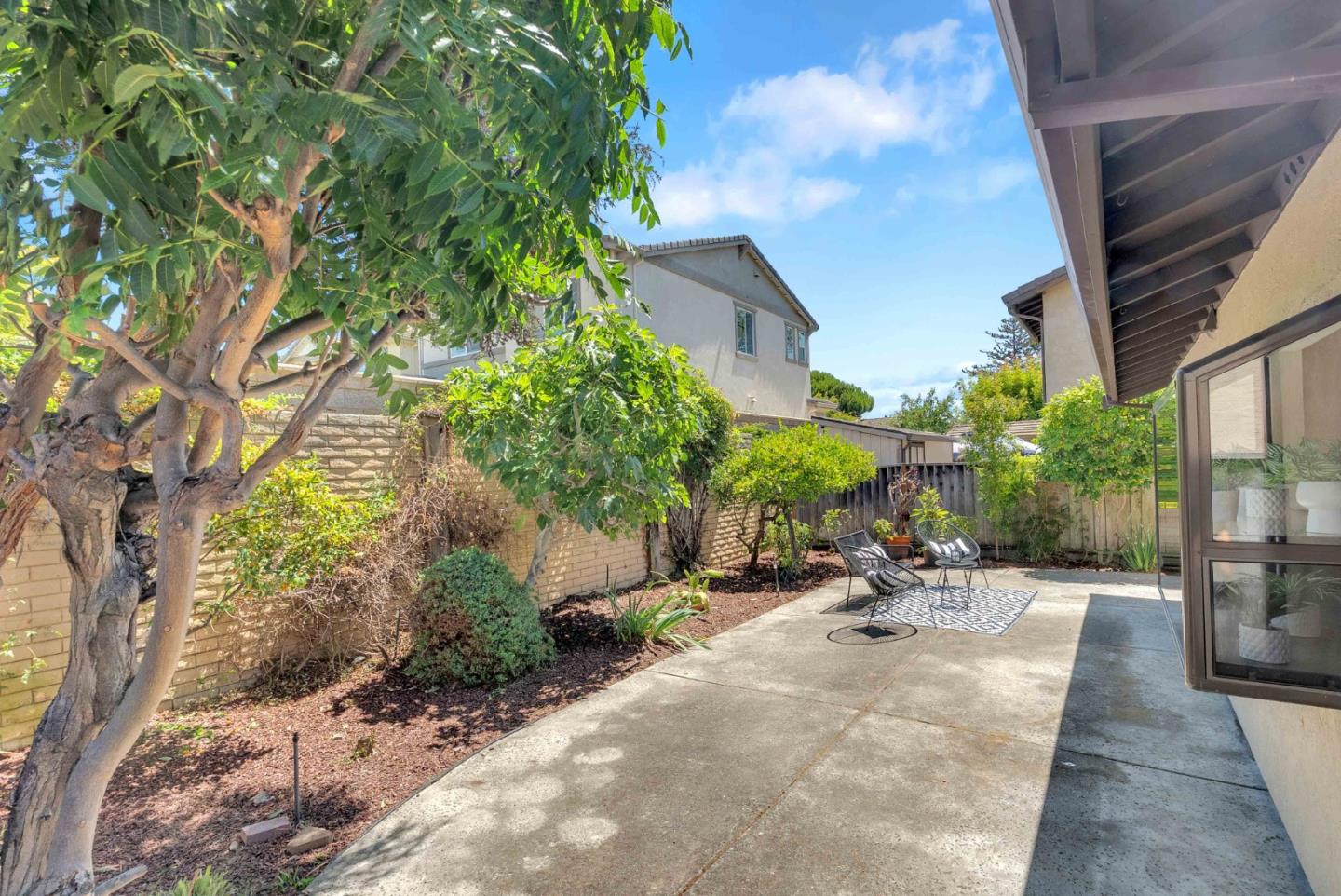 Detail Gallery Image 38 of 49 For 6031 Peppertree Ct, Newark,  CA 94560 - 4 Beds | 2/1 Baths