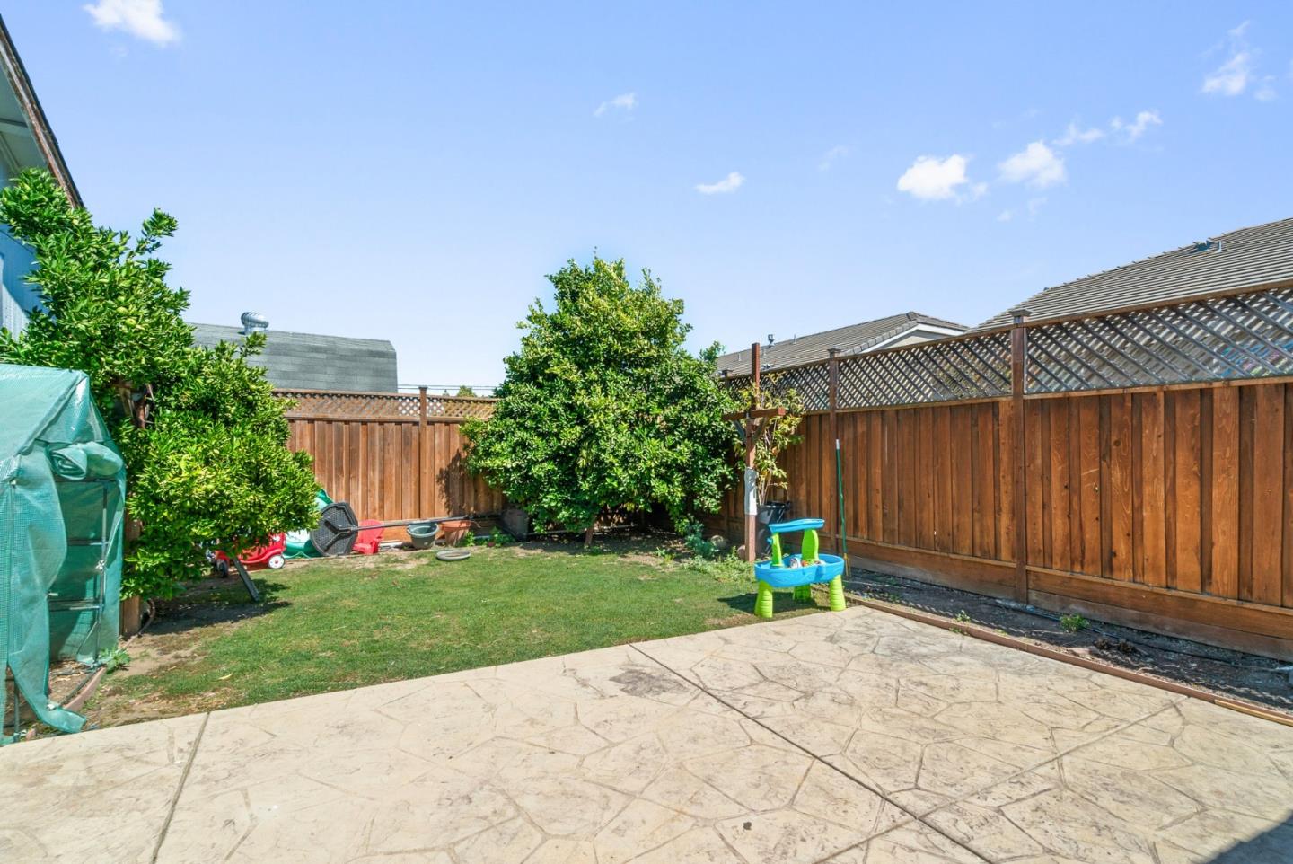 Detail Gallery Image 27 of 41 For 921 Steinbeck Dr, Hollister,  CA 95023 - 4 Beds | 2 Baths