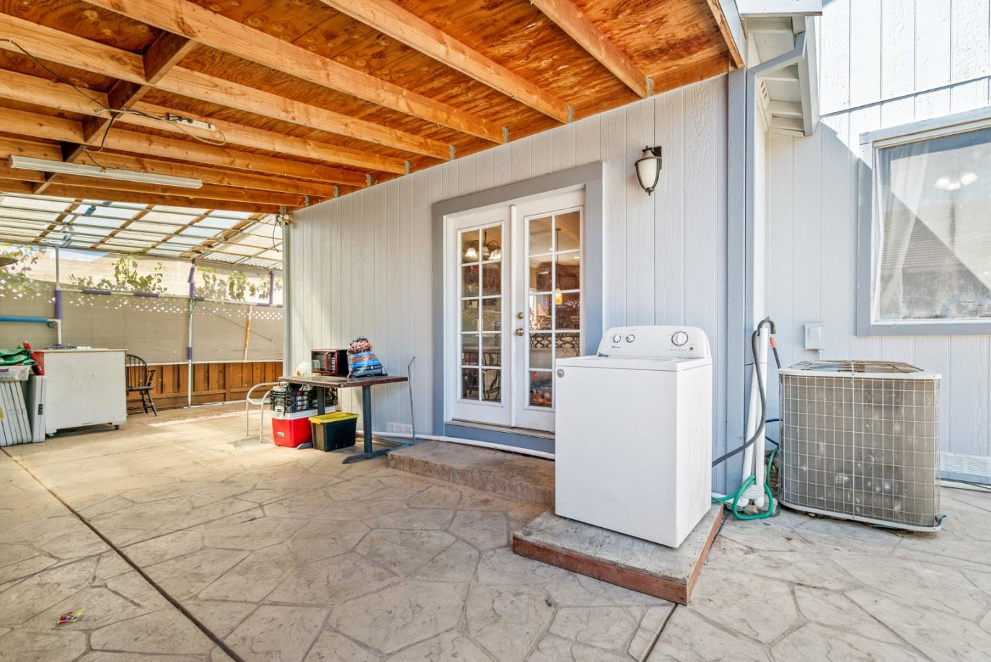 Detail Gallery Image 31 of 41 For 921 Steinbeck Dr, Hollister,  CA 95023 - 4 Beds | 2 Baths
