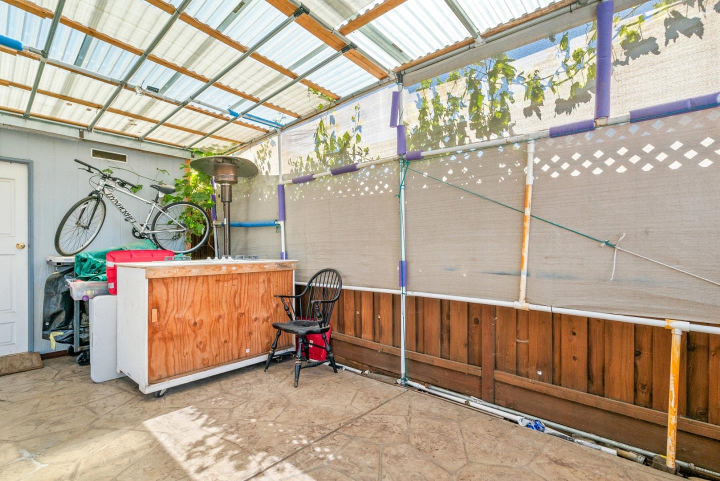 Detail Gallery Image 32 of 41 For 921 Steinbeck Dr, Hollister,  CA 95023 - 4 Beds | 2 Baths