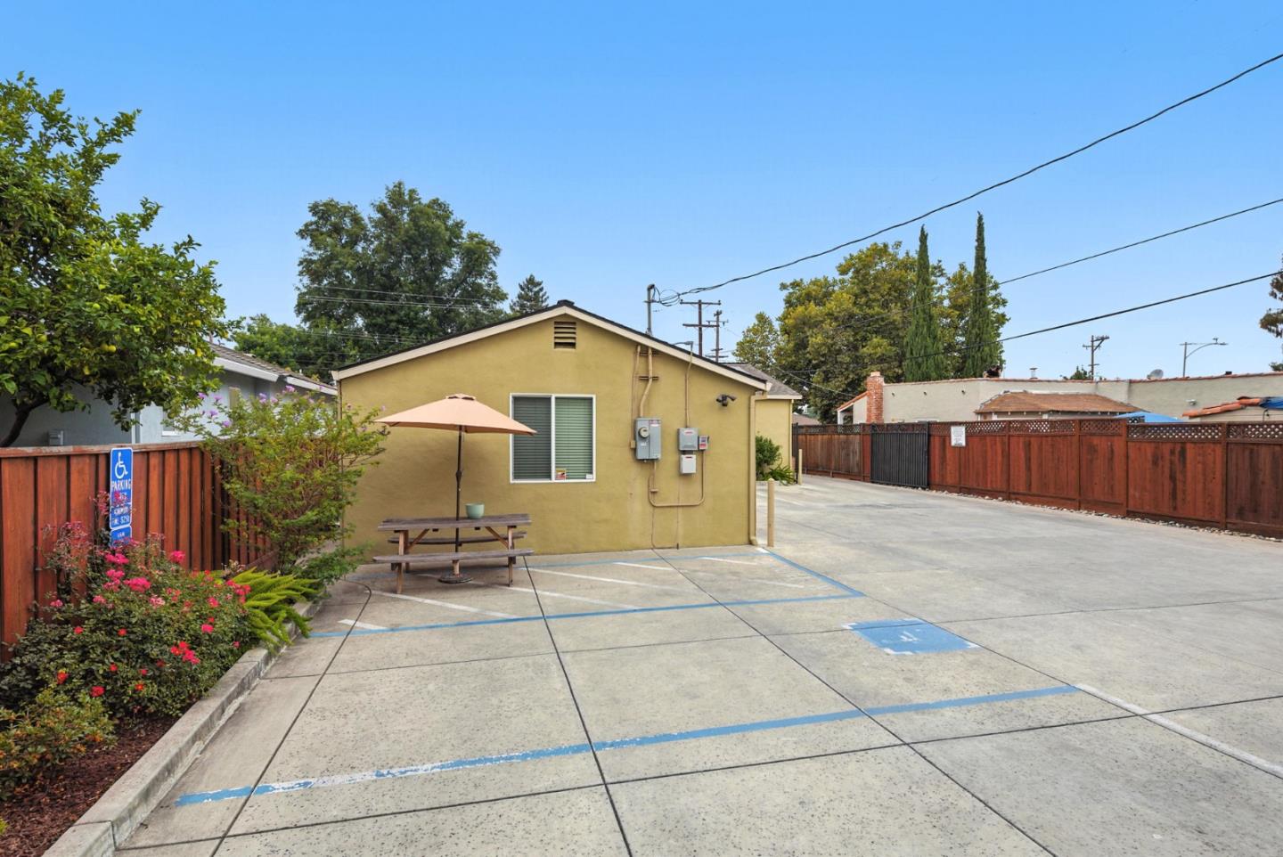 Detail Gallery Image 25 of 27 For 1414 Meridian Ave, San Jose,  CA 95125 - – Beds | – Baths