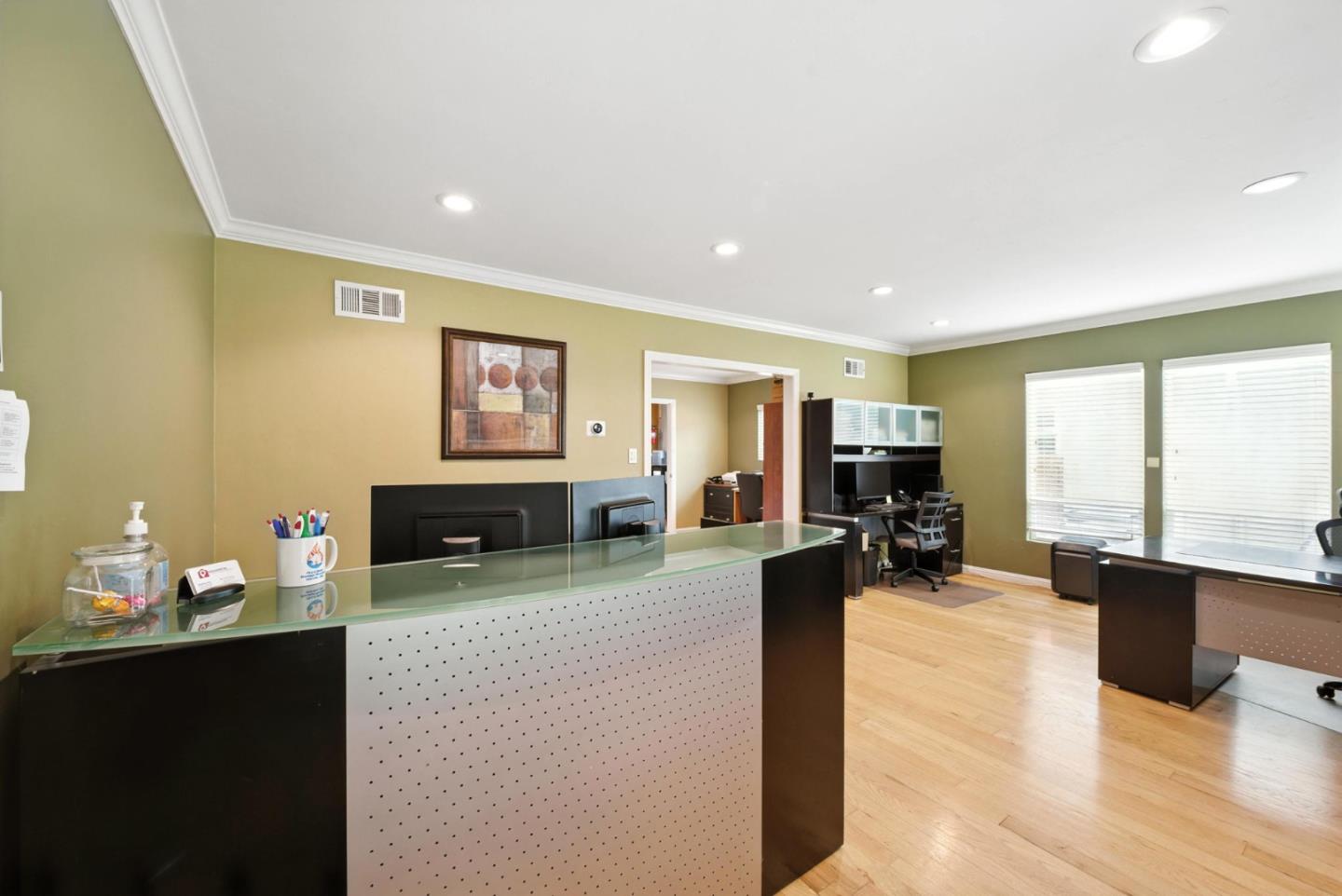 Detail Gallery Image 6 of 27 For 1414 Meridian Ave, San Jose,  CA 95125 - – Beds | – Baths