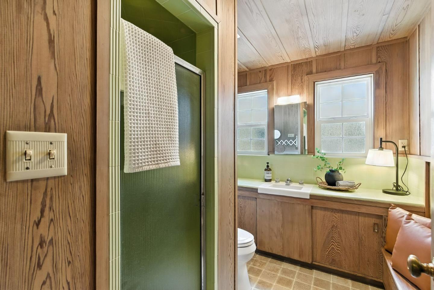 Detail Gallery Image 25 of 34 For 711 Riverview Dr, Capitola,  CA 95010 - 2 Beds | 2 Baths