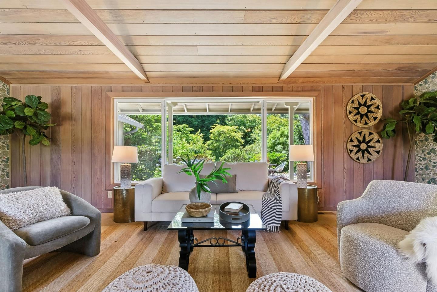 Detail Gallery Image 5 of 34 For 711 Riverview Dr, Capitola,  CA 95010 - 2 Beds | 2 Baths