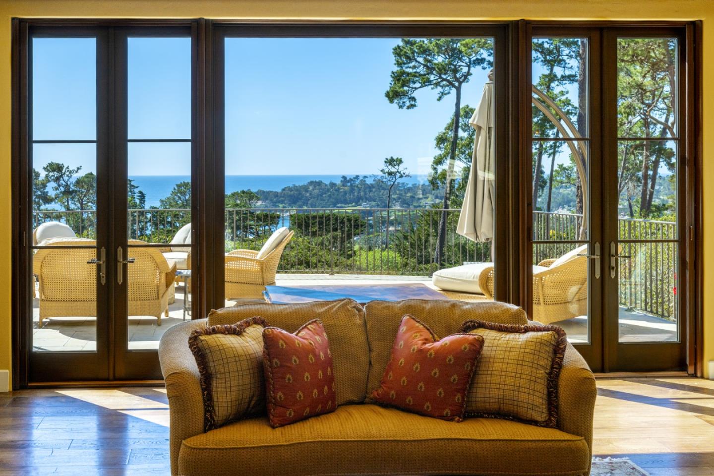 Detail Gallery Image 5 of 23 For 1565 Riata Rd, Pebble Beach,  CA 93953 - 5 Beds | 5/2 Baths