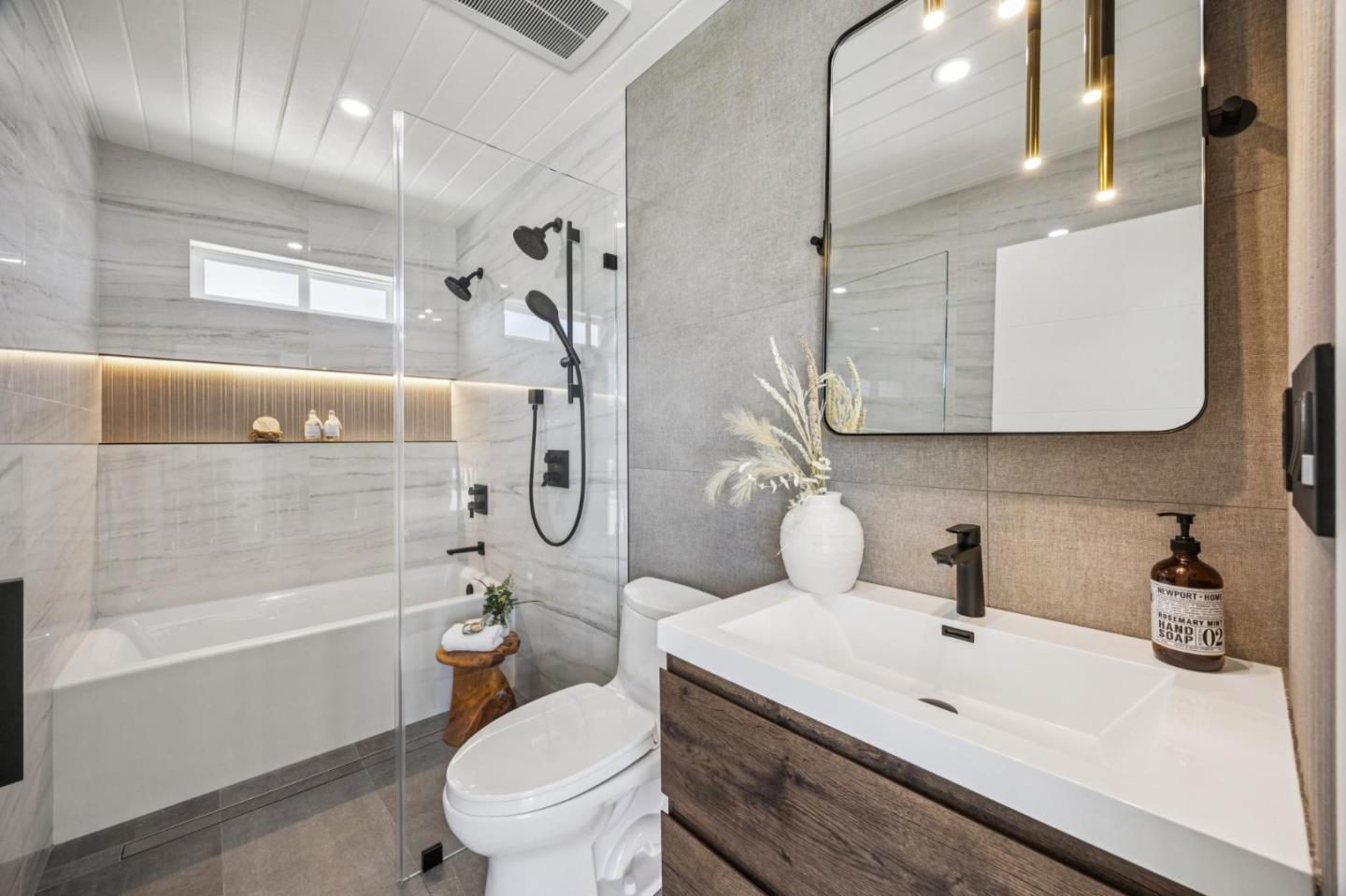 683 Vanessa Drive, San Mateo, California 94402, 3 Bedrooms Bedrooms, ,2 BathroomsBathrooms,Residential,For Sale,683 Vanessa Drive,ML82015799