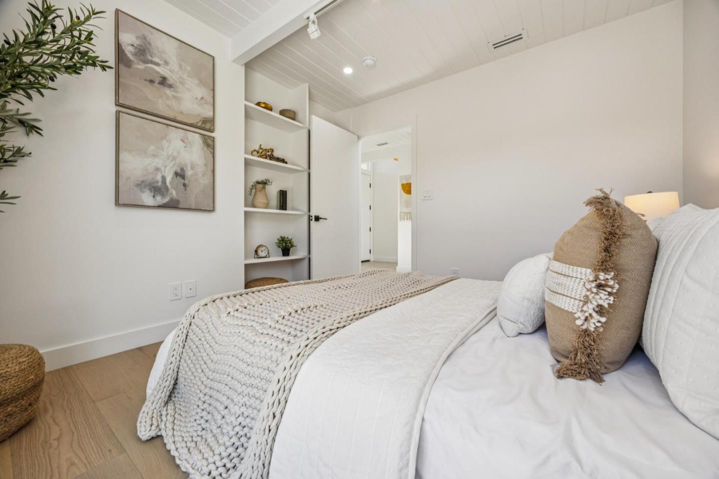 683 Vanessa Drive, San Mateo, California 94402, 3 Bedrooms Bedrooms, ,2 BathroomsBathrooms,Residential,For Sale,683 Vanessa Drive,ML82015799