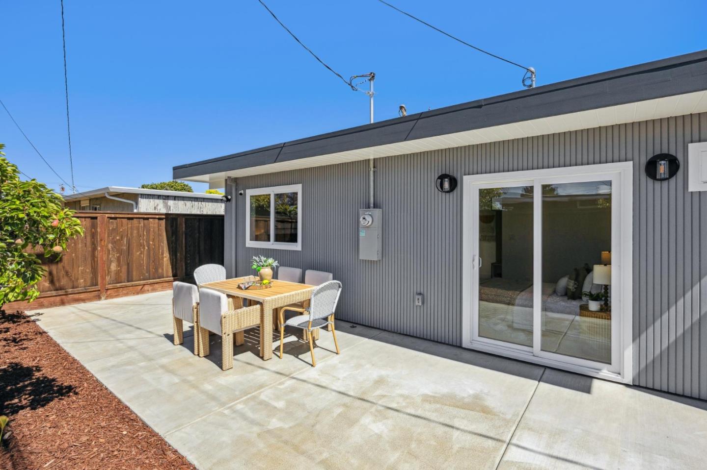Detail Gallery Image 75 of 109 For 683 Vanessa Dr, San Mateo,  CA 94402 - 3 Beds | 2 Baths