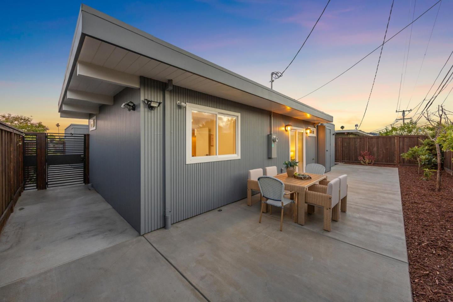 Detail Gallery Image 90 of 109 For 683 Vanessa Dr, San Mateo,  CA 94402 - 3 Beds | 2 Baths