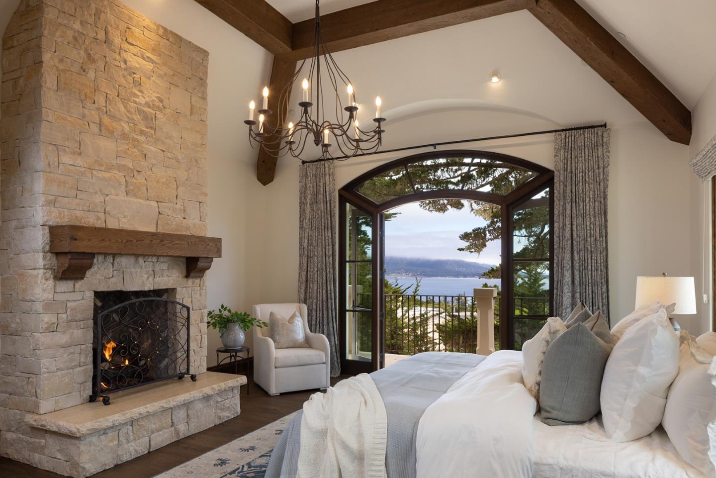 Detail Gallery Image 25 of 52 For 1246 Portola Rd, Pebble Beach,  CA 93953 - 5 Beds | 6/1 Baths